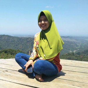 Desi Wahyue profile icon