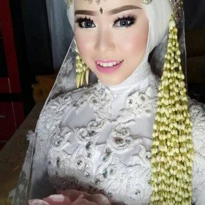 Sriningsih profile icon