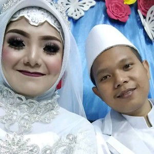 Iis Solihah profile icon