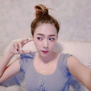 Yanee Thonum profile icon