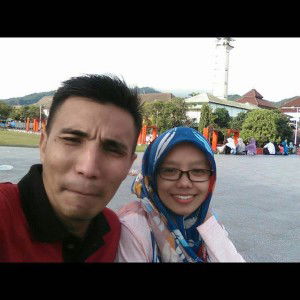 Ratna Sari profile icon