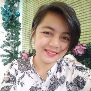 Nicolle Eugenie Lareta profile icon