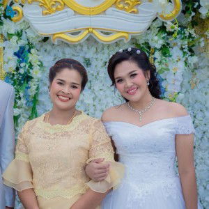 ผ. ผึ้ง profile icon