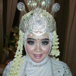 Yanti Deskriani profile icon