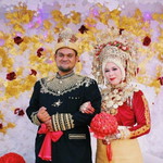 Ayu Pertiwi profile icon