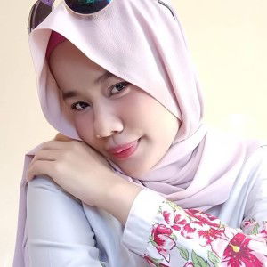 Della Tanjung profile icon