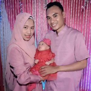 Yana Rheinata profile icon