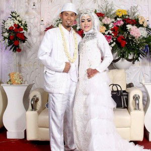 Cici Apriani profile icon