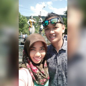 dini puspita profile icon