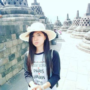 Dita Dwi profile icon