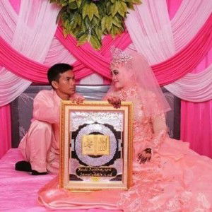 Rindi Antika profile icon