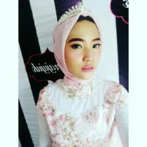 Ikha Aprilia W profile icon