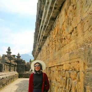 Sri Endang Kurniati profile icon