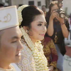 Astrid Dwi Utari profile icon