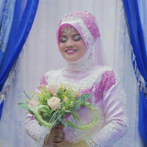 Revi Maulia profile icon