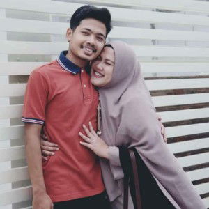 Herlina Puspa Dewi profile icon