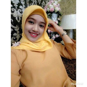 Elsy Febriyani profile icon