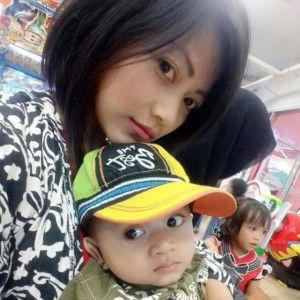 Anisa Dhewi profile icon