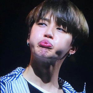 one of a kind momma profile icon