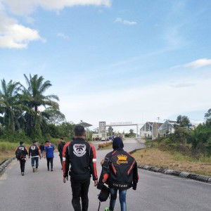 Dewi Ratnasar profile icon