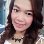 Reny Anggrainy profile icon