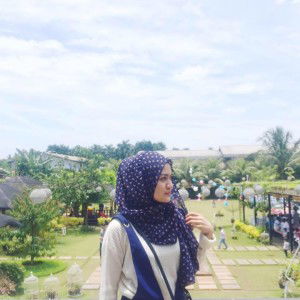 Ira Juliana profile icon