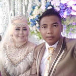 Via Oktavia Dewi profile icon