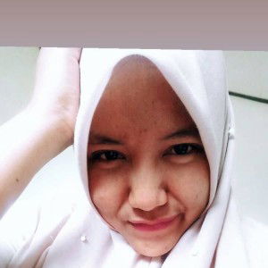 Reni Prastika Suri profile icon