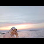 Raras Triyani profile icon