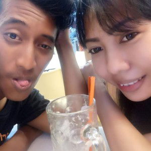 Ririe agustiin profile icon