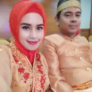 Fitri Chaerani Arzan profile icon