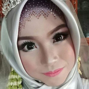 Rofiatul Aini profile icon