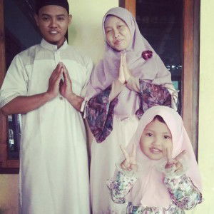 Dhini Hariyanti profile icon