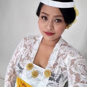 Devi Nurcahyani profile icon