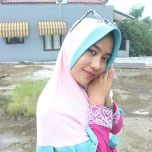 Dewi Intan Puspita Sari profile icon