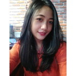 Indah Ayu Julianty profile icon
