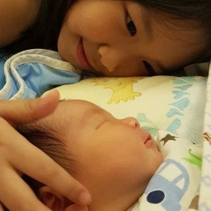 Dewi Indayani profile icon