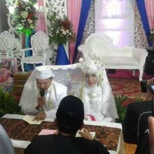 Dian Nur Tyas profile icon