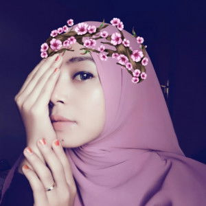 Rikha Juwita profile icon