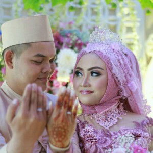 Ina Yulistiani profile icon