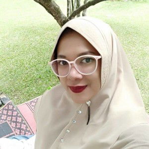 Nur April profile icon