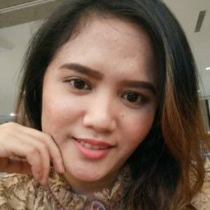 christin wylandari profile icon