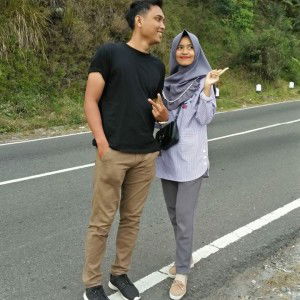 Vitria Nur Aini profile icon