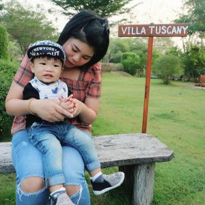 Icecy Siriyakorn Dechaphitak profile icon