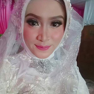 Heny Catright profile icon