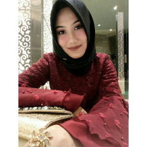 Innes Aliya Putri profile icon