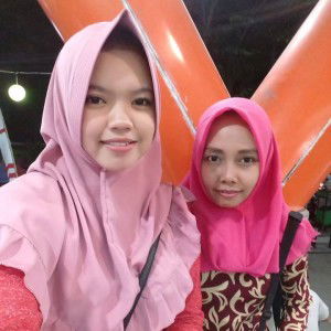 W Diana Arum profile icon