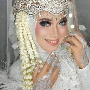 Rusfita Ningsih profile icon