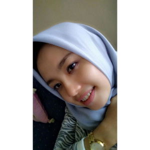 Santi Cahyanti profile icon