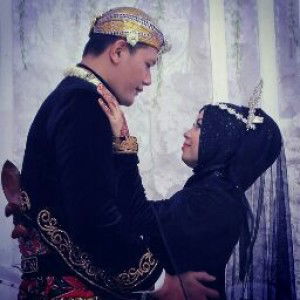 Enggar Puji Rahayu profile icon